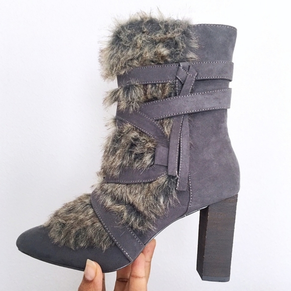 🅴 Charles By Charles David Alberta Bootie - Picture 2 of 11